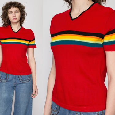 Medium 90s Does 70s Red Striped Knit Top | Vintage Boho Short Sleeve V Neck Shirt 