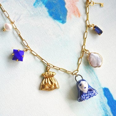 Floral Vase Ceramic Charm Necklace, Mini Person Pendant, Romantic Necklace, Mini Painting, Porcelain Necklace, Freshwater Pearl Necklace 