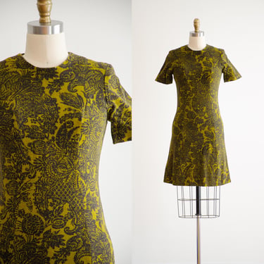 green mini dress 60s vintage chartreuse linen baroque floral scooter dress 