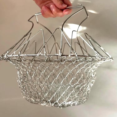 Vintage Collapsible Metal Wire Egg Basket | French Rustic Farmhouse Cottage | Kitchen Pantry Decor | MCM Mesh Fruit Garlic Organizer Holder 