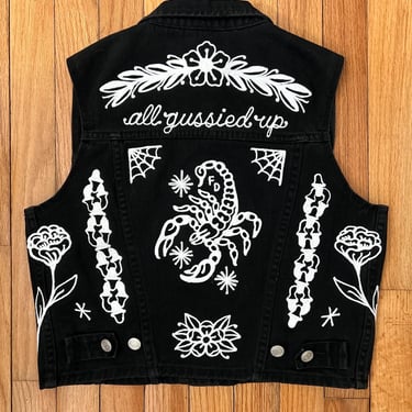 Custom chainstitched early 2000s women’s black & white denim vest - traditional tattoos - motorcycles - S/M 