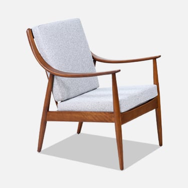 Peter Hvidt & Orla M\u00f8lgaard-Nielsen Model FD-146 Lounge Chair 