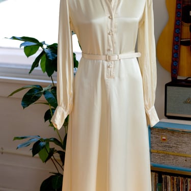 1970s Vintage Ellen Tracy Full-Length Dress - Pale Gold/Yellow - GORGEOUS 