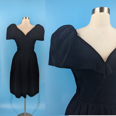 80s Victor Costa Black Velvet Caplet Sleeve Fit and Flare Dress - XS Eighties Black Velvet Cocktail Dress 