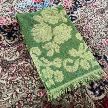 Vintage Cannon Monticello hand towel | avacado green towel, guest towel 