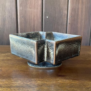 Vintage Ikebana Otagiri Japanese Import Pottery Mid-Century Footed 