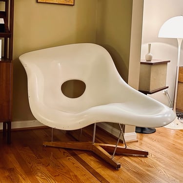 Organic Modern Eames La Chaise Lounge Chair - Free Shipping 
