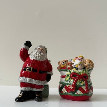 Fitz and Floyd Ceramic Santa and Bag Salt and Pepper Shakers in Original Box 