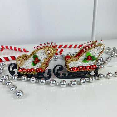 Vintage Bead & Sequin Push Pin Santas Sleigh Ornament set of 2, Sleigh Christmas Ornament, Santas Sleigh, Sequins, Beads, Pearls, Handmade 