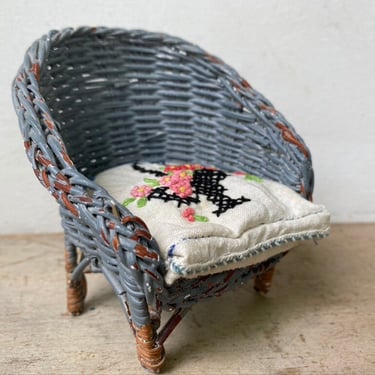 Vintage Blue Wicker Dollhouse Chair, Front Porch, Includes Cushion, Miniature Wicker Chair,  Small Doll Furniture 