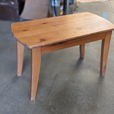 Simple Pine End Table or Stool