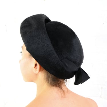 1950s Black Wool Velour Hat | 50s Black Velour Hat | I Magnin Company 