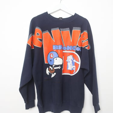 Vintage Denver Broncos x Snoopy Sweatshirt Vintage  RARE --Size XLarge 