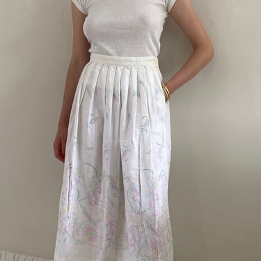 90s white skirt / vintage white cotton damask tablecloth pleated floral border print midi skirt | 26 waist 