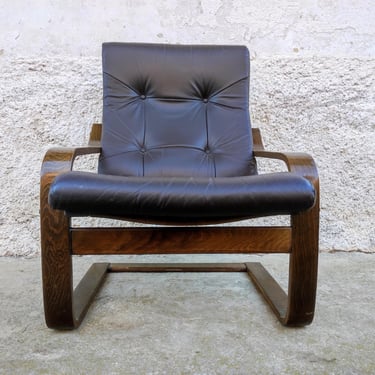 Vintage Coctail Armchair/ Lounge Armchair / Wooden and Brown Leather Armchair/ Mid Century Armchair / Vintage Leather Resting Armchair / 80s 