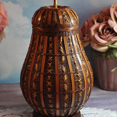 RARE Shanghai Handicrafts Glass Vase Encased in Hand Woven Wicker Rattan Basket W Lid Pear or Squash Shaped Office or Home Decor Gift NOS 