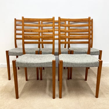 Danish modern Svegards Markaryd Sweden (5) teak dining chairs 