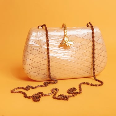70s Beige Iridescent Scale Boxy Clutch Purse Vintage Evening Gold Closure Chain Shoulder Strap Purse 