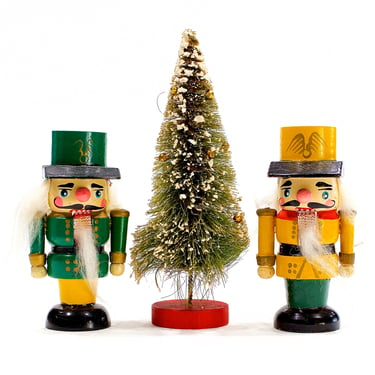 VINTAGE: 2 Hand Painted Wooden Nutcracker Figurines - Soldiers - Christmas Decor - Holidays - SKU Tub-400-00016445 