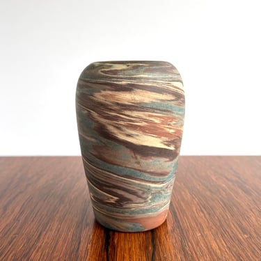 Niloak Mission Swirl Pottery Vase 9” - Arts and Crafts Era - First Art Mark ca. 1910-1924 