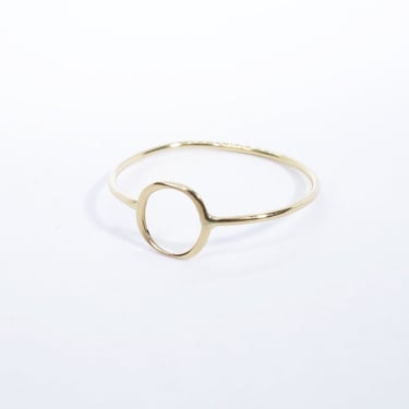 14K RECYCLED YELLOW GOLD CIRCLE SHAPE RING
