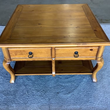Solid Pine Coffee Table (WH)