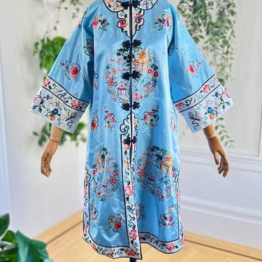 Vintage 1960s Jacket | 60s Asian Chinese Silk Embroidered Novelty Light Blue Frog Closures Duster | medium/large 