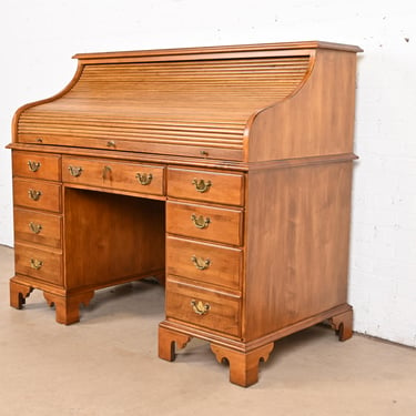 Ethan Allen American Colonial Solid Maple Roll Top Desk