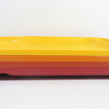 Vintage Set of 4 Tupperware Stacking TV Dinner Trays -  Tupperware Trays 