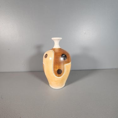 Ceramic Pottery Vase Signed Pete Main 