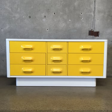 Rare Vintage 1970s Broyhill Chapter One Yellow & White Raymond Loewy 9 Drawer Dresser