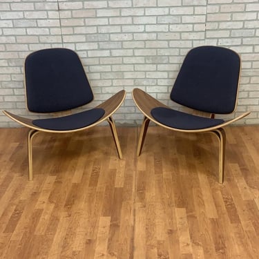 Vintage Mid Century Modern Hans Wegner Attributed Bent Plywood 3 Leg Shell Chairs - Pair