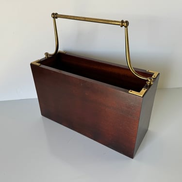 Vintage Baker Style Solid Mahogany Magazine Holder With Brass Handle 