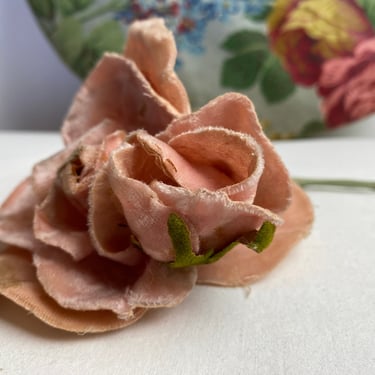 Vintage millinery flowers~ Floral adornment sewing hats hair decor antique silk flowers assorted 30’s 40’s 50’ 60’s pink velvet rose 