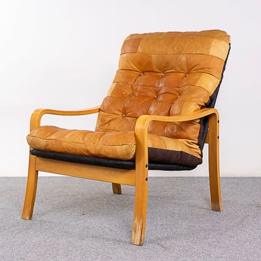 Beech & Leather Lounge Chair - (324-154) 