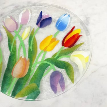 Vintage Plate Retro 1990s Wm McGrath + Tulips + Art Glass + Fusion Art + Decorative Plate + Servingware + 11 Inches + Kitchen Decor 