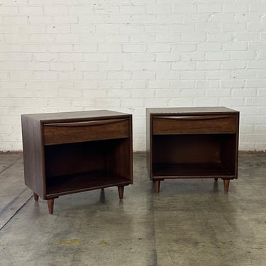 Vintage Lane Nighstands - Pair 