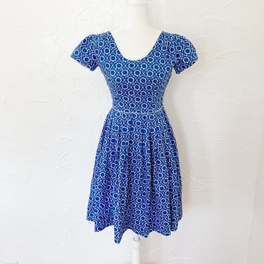 50s Floral Blue and White Cotton Fit and Flare Dress | Extra Small/Small 