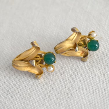1940s/50s STAR Green Cabochon and Faux Pearl Clip Earrings 
