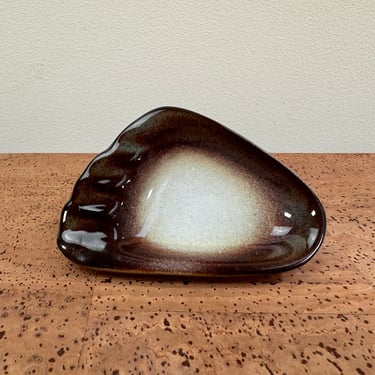 Peter Pots Pottery Brown Right Foot Ashtray | Rhode Island 