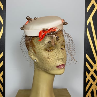 1950s pillbox hat, ivory and orange, vintage hat, mid century fashion, hat with veil, mrs maisel style, 50s millinery, fascinator, bow, net 