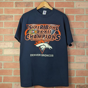 Vintage 90s NFL Denver Broncos Football ORIGINAL Superbowl Champions Tee - Large 