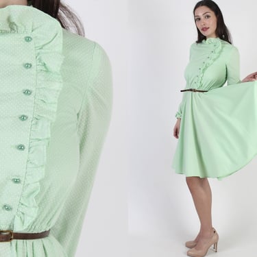 1970s Green White Swiss Dot Dress, Polka Dot All Over Print Material, Pretty Ruffle Full Skirt Tea Party Frock 