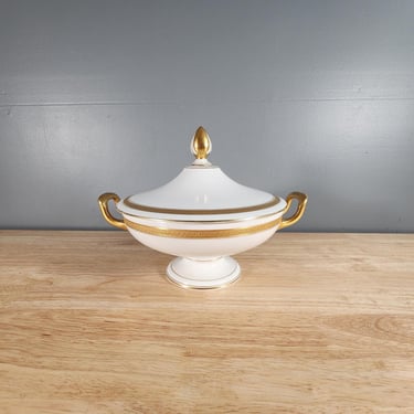 Rosenthal Josephine Self Bavaria Lidded Bowl 