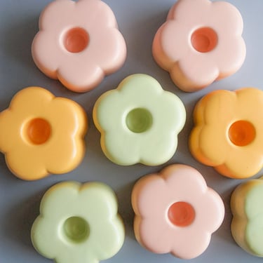 Peaches: Flower Power Candle Holder