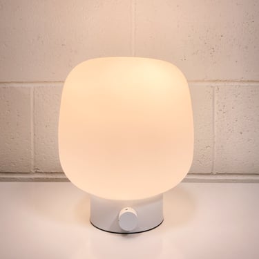 Modern White Bedside Table Lamp