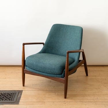 Ib Kofod-Larsen Seal Chair, Low Back