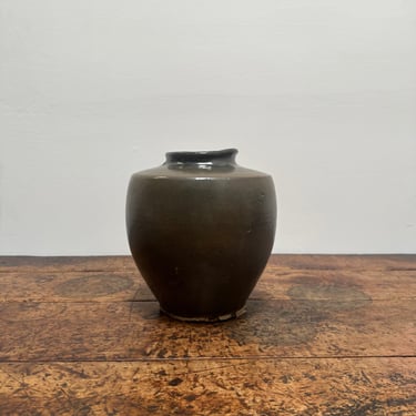 Vintage Olive Pot