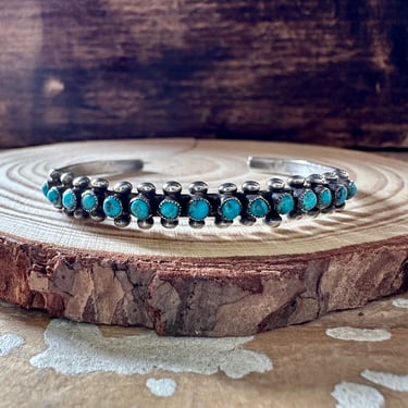 SNAKE EYE TURQUOISE Cuff 10g | Turquoise and Silver Bracelet | One Row Snake Eye Bracelet | Native American, Navajo, Southwestern 