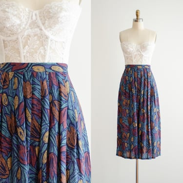 cute cottagecore skirt 80s vintage blue red tulip pattern floral midi skirt 